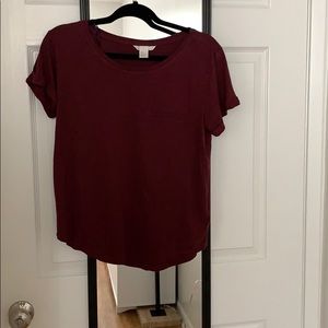 Burgundy t shirt